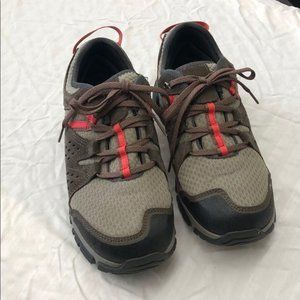 Columbia - Women's Hiking shoes